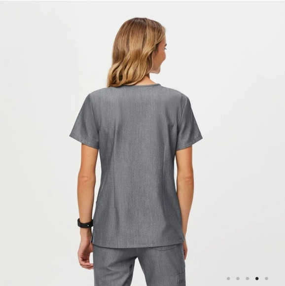 Figs Casma Three-Pocket Scrub Top Graphite Gray XXS - Picture 2 of 16
